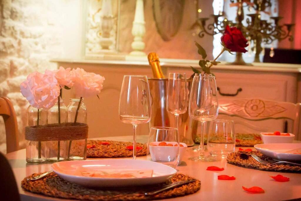Gite Love Dream - Le Gite Romantique Ger (Manche) Exterior foto