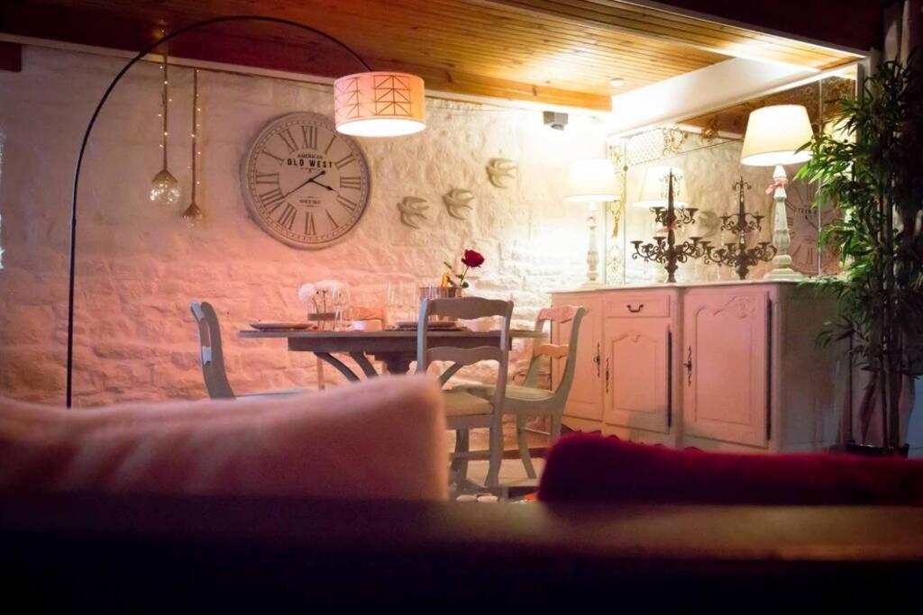 Gite Love Dream - Le Gite Romantique Ger (Manche) Exterior foto