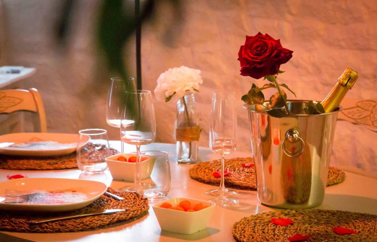 Gite Love Dream - Le Gite Romantique Ger (Manche) Exterior foto
