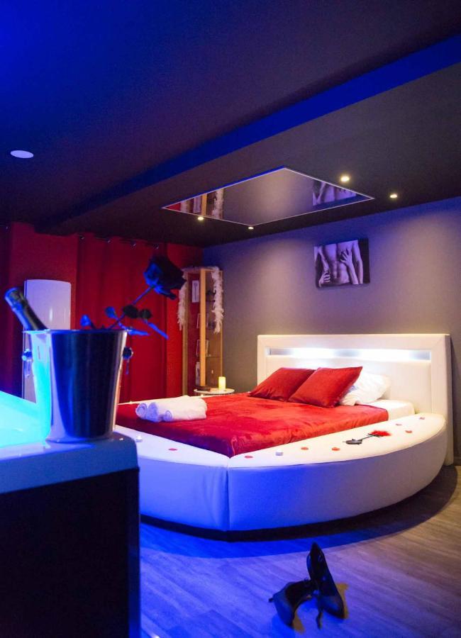 Gite Love Dream - Le Gite Romantique Ger (Manche) Exterior foto